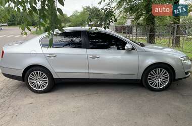 Седан Volkswagen Passat 2008 в Дніпрі