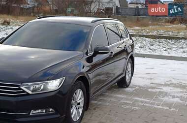 Універсал Volkswagen Passat 2016 в Рівному