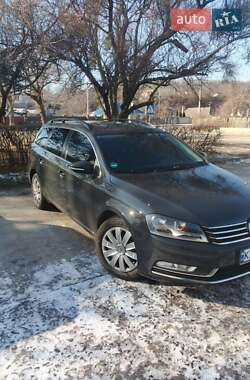 Універсал Volkswagen Passat 2013 в 