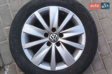 Універсал Volkswagen Passat 2013 в 
