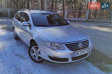 Универсал Volkswagen Passat 2007 в Нетешине