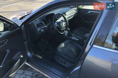 Седан Volkswagen Passat 2016 в 