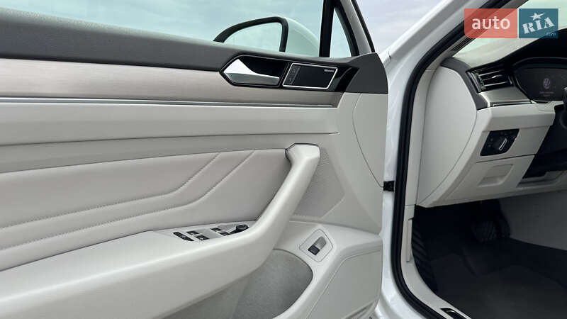 Універсал Volkswagen Passat 2019 в Умані