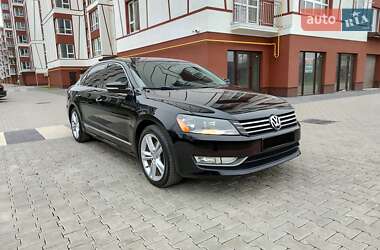 Седан Volkswagen Passat 2014 в Ивано-Франковске