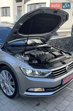 Универсал Volkswagen Passat 2016 в Ужгороде