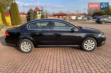 Седан Volkswagen Passat 2014 в Львове