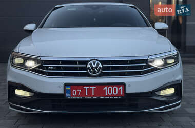 Седан Volkswagen Passat 2019 в 
