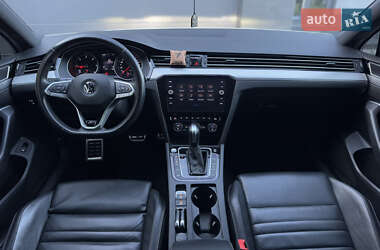 Седан Volkswagen Passat 2019 в 
