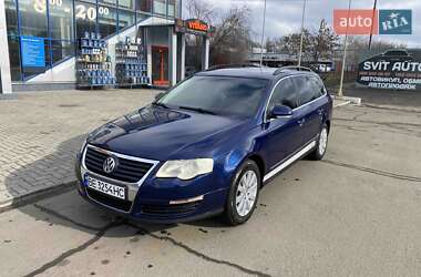 Універсал Volkswagen Passat 2005 в Миколаєві