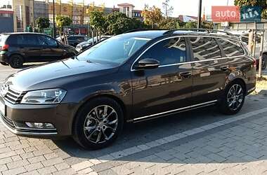 Универсал Volkswagen Passat 2014 в Ивано-Франковске