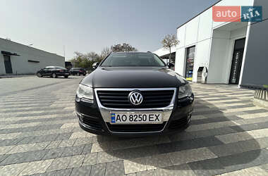 Универсал Volkswagen Passat 2010 в Ужгороде