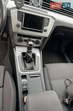 Универсал Volkswagen Passat 2015 в 