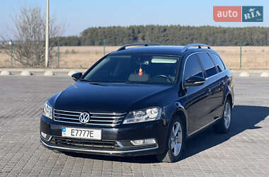 Универсал Volkswagen Passat 2012 в Радивилове