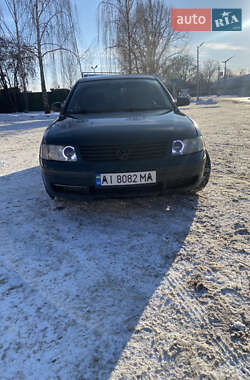 Седан Volkswagen Passat 1998 в Борисполі