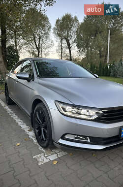 Седан Volkswagen Passat 2018 в Хмельницькому