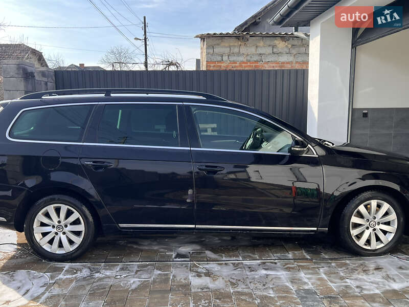 Универсал Volkswagen Passat 2011 в Самборе