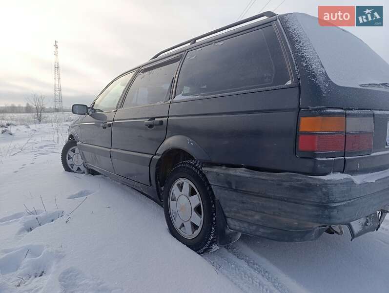 Універсал Volkswagen Passat 1991 в Глухові
