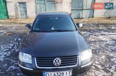 Седан Volkswagen Passat 2002 в Ровно
