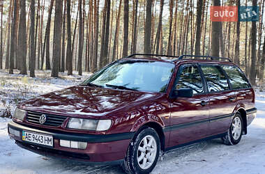 Універсал Volkswagen Passat 1994 в Харкові