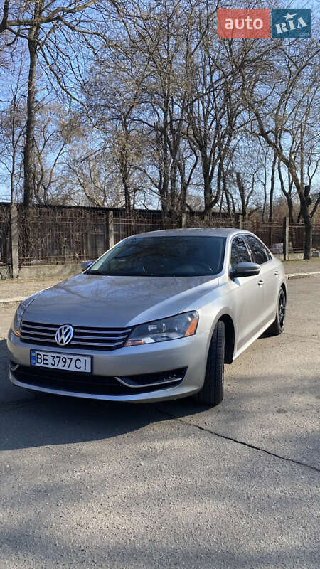Седан Volkswagen Passat 2012 в 