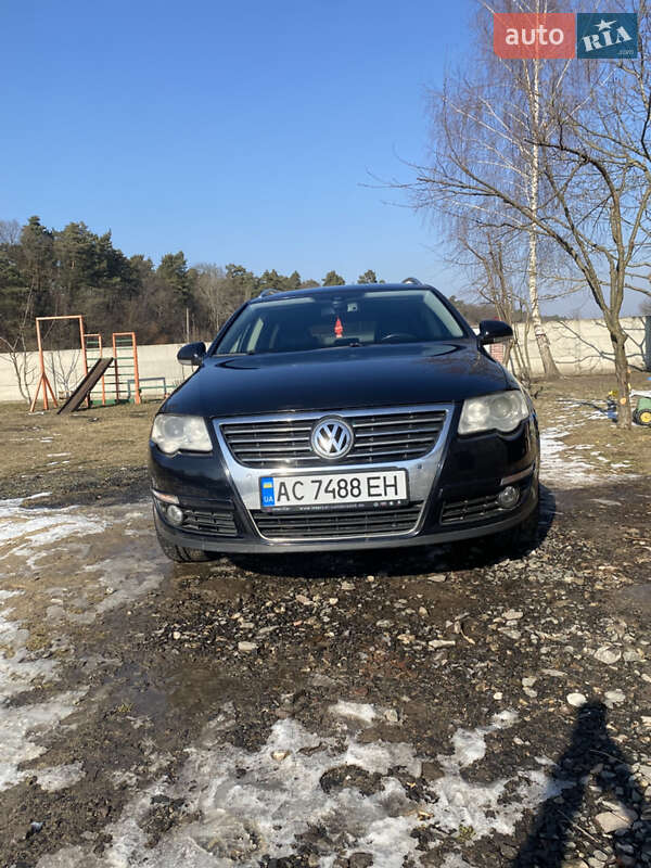 Універсал Volkswagen Passat 2009 в Луцьку