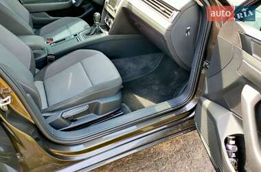 Универсал Volkswagen Passat 2015 в 