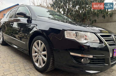 Універсал Volkswagen Passat 2010 в Львові