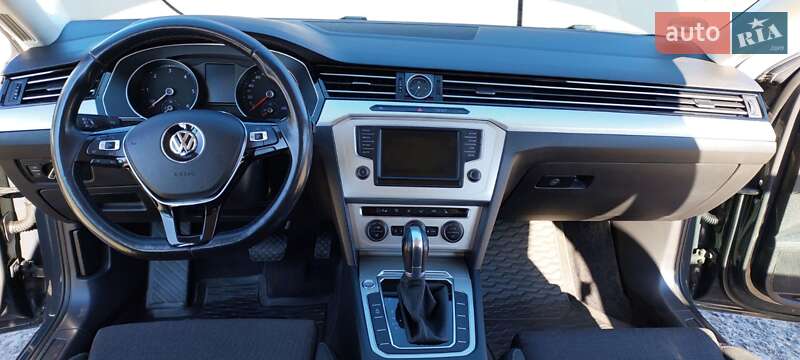 Универсал Volkswagen Passat 2015 в Хмельницком фото 29 Универсал Volkswagen Passat 2015 в Хмельницком