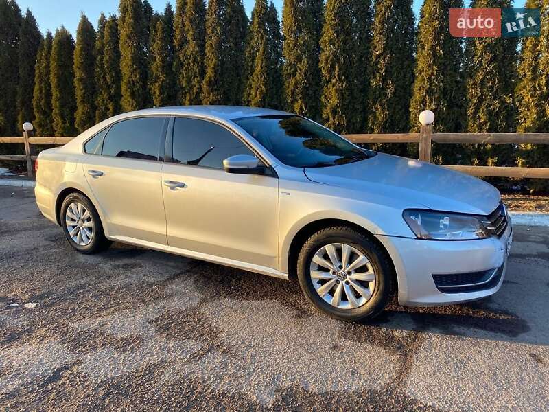 Седан Volkswagen Passat 2014 в 