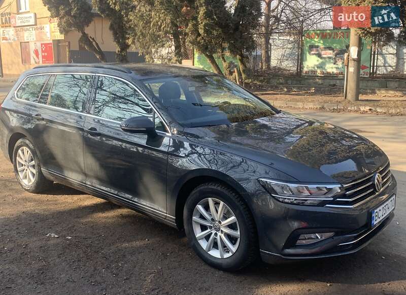 Volkswagen Passat 2021