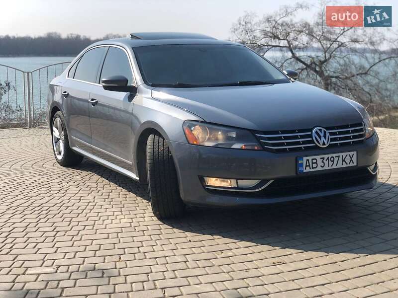 Седан Volkswagen Passat 2014 в Измаиле