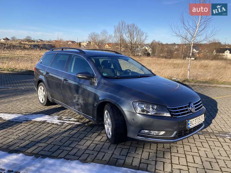 Універсал Volkswagen Passat 2013 в Трускавці