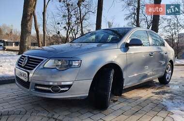 Седан Volkswagen Passat 2010 в Києві