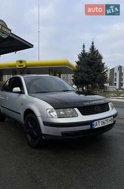 Седан Volkswagen Passat 1997 в Киеве