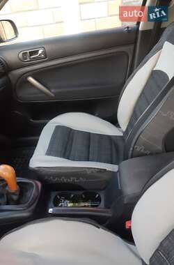 Универсал Volkswagen Passat 2001 в 