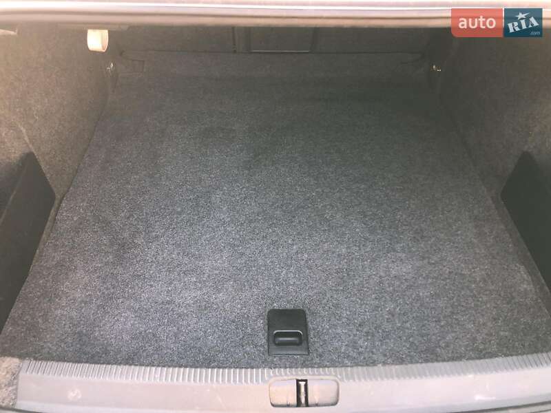 Седан Volkswagen Passat 2007 в Рогатині