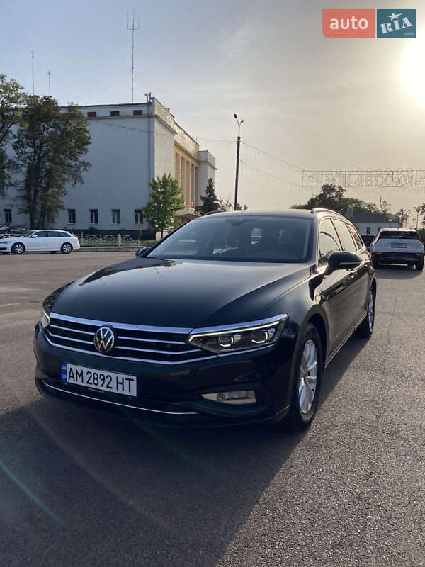 Универсал Volkswagen Passat 2021 в 
