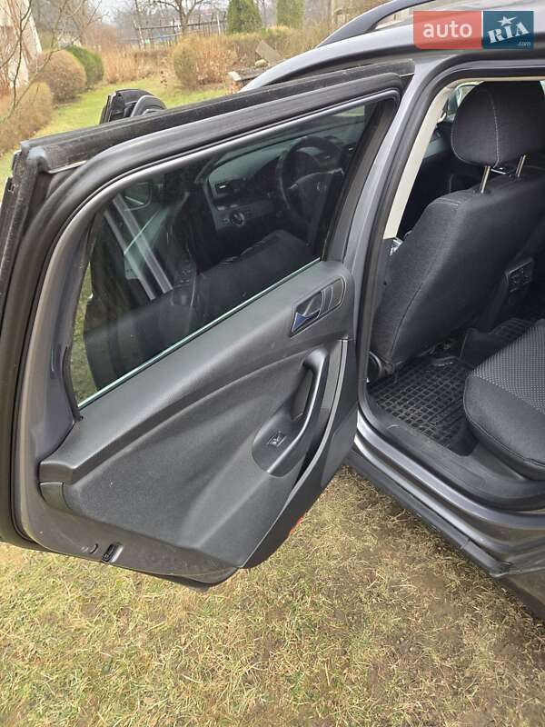 Універсал Volkswagen Passat 2006 в Івано-Франківську