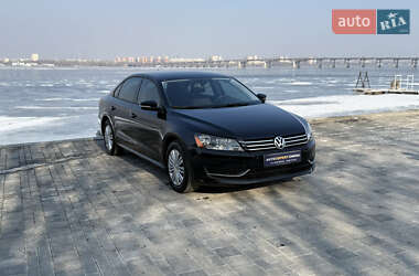 Седан Volkswagen Passat 2015 в Дніпрі