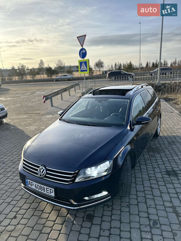 Универсал Volkswagen Passat 2011 в Львове