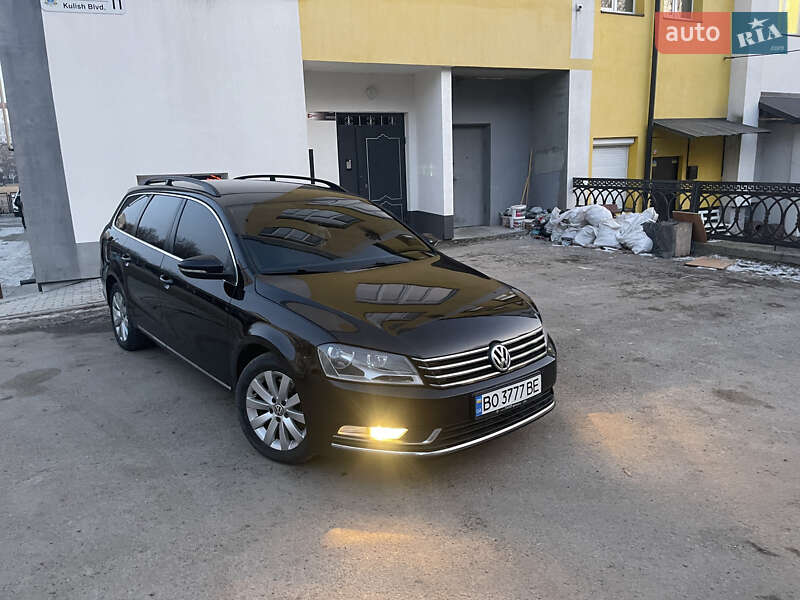 Универсал Volkswagen Passat 2013 в Тернополе