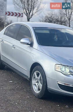 Седан Volkswagen Passat 2007 в 