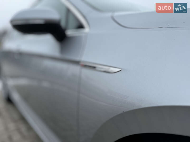 Универсал Volkswagen Passat 2018 в Кропивницком