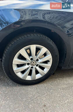 Седан Volkswagen Passat 2014 в 