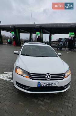Седан Volkswagen Passat 2012 в Стрые
