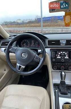 Седан Volkswagen Passat 2012 в 