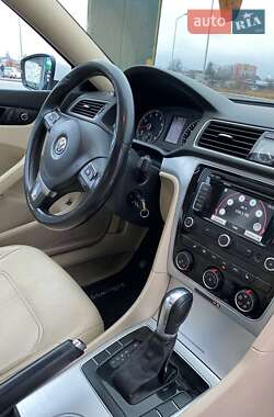 Седан Volkswagen Passat 2012 в 
