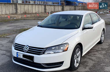 Седан Volkswagen Passat 2013 в Борисполі