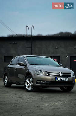 Седан Volkswagen Passat 2011 в Лубнах