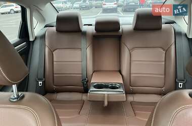 Седан Volkswagen Passat 2020 в 